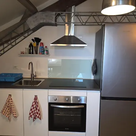 Loft Gina, Terzo Piano, No Ascensore